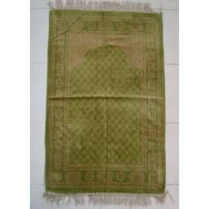  Islam Soft Prayer Rug Beautiful Design   Green & Beige 