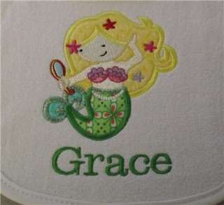 Set of 2 Personalized Baby Burp Cloths   Great Baby Shower Gifts 