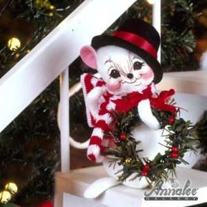  Annalee 6 Yuletide Mouse with Black Hat
