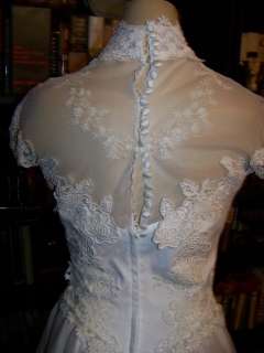 garden simple elegent wedding gown white flower lace bodic cap sleeves 