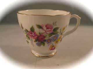 Vintage Duchess Red Yellow Roses/Floral Gold Trim Teacup Bone China 