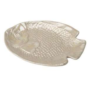   of 4 Unique Off white Iridescent Topical Fish Plates