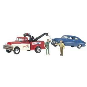    N Wayne Reckers Tow Service Woodland Scenics Toys & Games