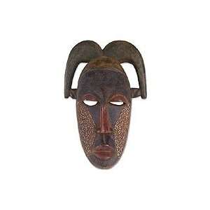    NOVICA Congolese wood African mask, Emblem