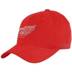   Wing Hat  Reebok Detroit Red Wings Red Basic Logo Flex Hat Sports