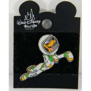  Astronaut Pluto in Space Suit Disney Collector Pin 1998 