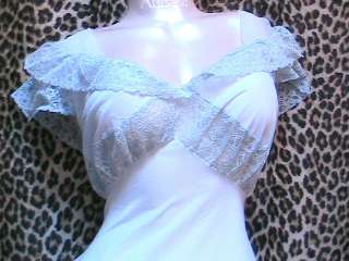FRENCH 1940s LONG BLUE NIGHTGOWN   GLAMOROUS BIAS CUT  LACE TRIMS 