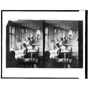    Women molding doll heads,1908,Assembly line