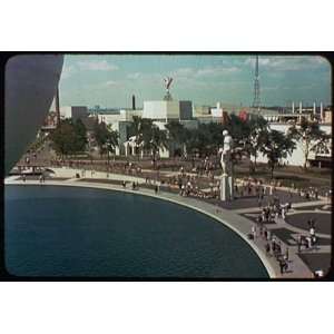   and perisphere toward ATandT Building 1939 