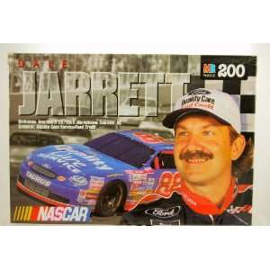  1998 NASCAR Dale Jarrett #88 Ford Taurus 200 Pcs Jigsaw 