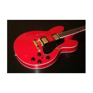 Chuck Berry/Handmade Miniature Guitar 