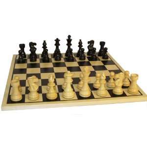  Worldwise Imports Black Lardy Classic Chessmen on Black 