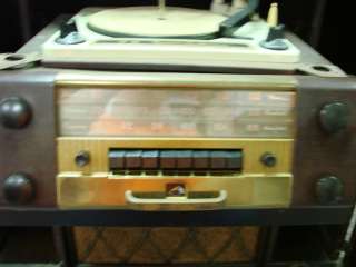 RCA Deco Console Record Player AM FM SW 612V3 Antique Tube Radio 
