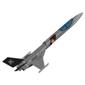   One Fighter Model Rocket, Skill Level 2 (Model Rockets) Toys & Games