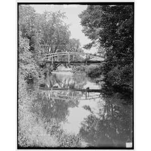  The Old bridge,Amherst,Mass.