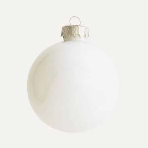  Club Pack Of 72 White Polar Pearl Glass Ball Christmas 