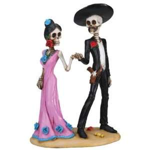 Figurine   Day of the Dead Holding Hands Skulls 