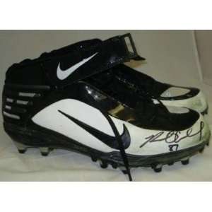 BRENT CELEK Autographed Eagles Game Used Cleats   NFL Autographed Game 