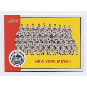  2012 Topps Heritage #112 New York Mets Team Card Sports 