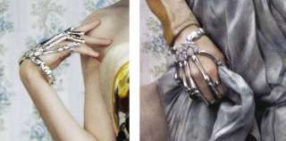 The same amazing style of the Delfina Delettrez bracelet that has been 