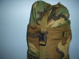 WOODLAND CAMOUFLAGE SMALL DUFFLE BAG 2 STRAP COMPRESSION SACK  
