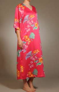 This stunning caftan is by N Natori in a size small. New with tags, it 