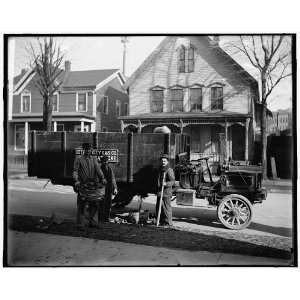   Coke delivery wagon,workers,Detroit City Gas Co.,Mich.