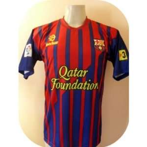 BARCELONA # 10 LIO MESSI HOME SOCCER JERSEY SIZE ADULT SMALL. NEW 