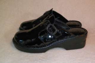 Womens BORN BOC Black Patent Leather Clogs Mules Heels Comfort Shoes 