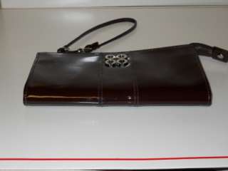 NEW AUTH Coach Julia Chocolate Brown Glossy Patent Leather Zippy 