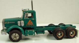 Autocar Truck/Tractor, Built Model Vintage, 1/25 Scale, Decker 