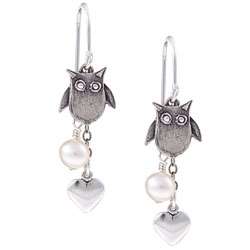 Charming Life Sterling Silver Owl Charm Pearl Earrings (6 mm 