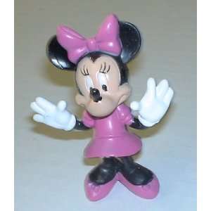  Disney Pvc Figure  Minnie Mouse 