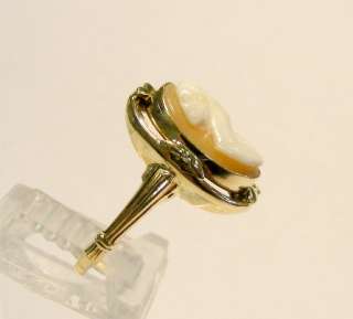 VINTAGE 10K YELLOW GOLD SHELL CARVED CAMEO RETRO RING *  