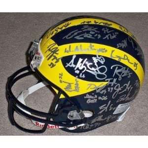   HELMET 50 + Auto   Autographed College Helmets