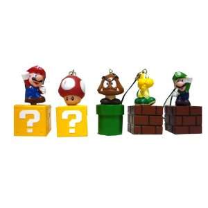   Brothers Mario Figure Keychain / Phone Strap / 5PCS Toys & Games