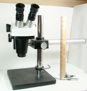Bausch & Lomb Microscope Stereo Zoom 6 with fully adjustable base and 