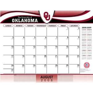   Oklahoma Sooners NCAA 22 x 17 Academic Desk Calendar Sports