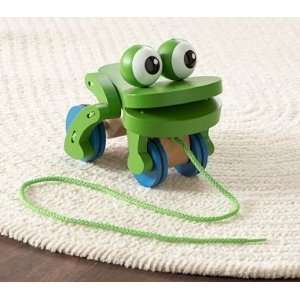 Pottery Barn Kids Frog Pull Toy Toys & Games