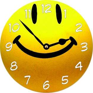 Rikkiknight Smiley Face Art 11.4 Wall Clock   Ideal Gift for all 