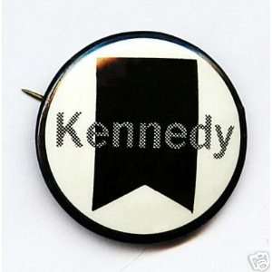    1968 A Perfect Bobby KENNEDY Button  WOW WOW 
