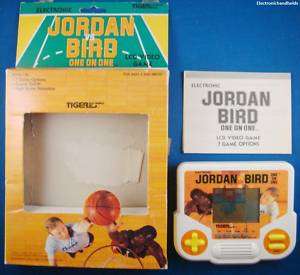 90s TIGER ELECTRONIC MICHAEL JORDAN vs. LARRY BIRD GAME  