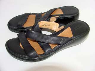 BORN sandals ~~~~~ Black Leather ~~~~~ 10 M/W  