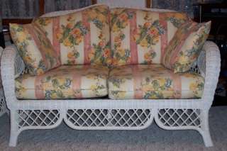 Gorgeous Henry Link WHITE WICKER Sofa, Love Seat, 2 Chairs & 3 Tables 