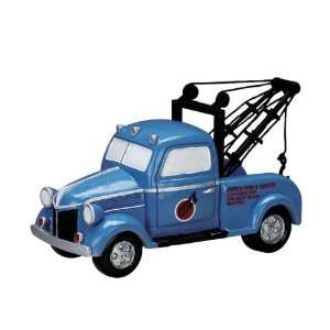  Lemax Christmas Village Collection Tow Truck Table Piece 