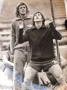 Foto SCHIRNER JOHANN CRUYFF & JOHNNY REP (WM 1974)  