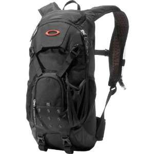  Oakley Mid Circuit Mens Sports Backpack   Black / 18.5 H 