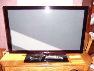 Samsung 42 Plasma Display TV   Model #PN42C450B1D   Broken Glass 