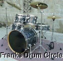   by DW) Maple Drum Set w/Zildjian Cymbals, Hardware & Throne kit  