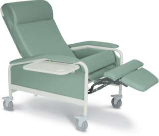 Winco 6540 Bariatric Clinical Care Recliner Geri Chair  